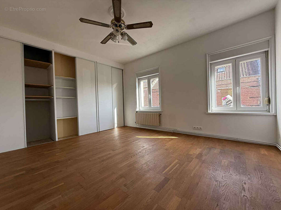 Maison à BRUAY-LA-BUISSIERE