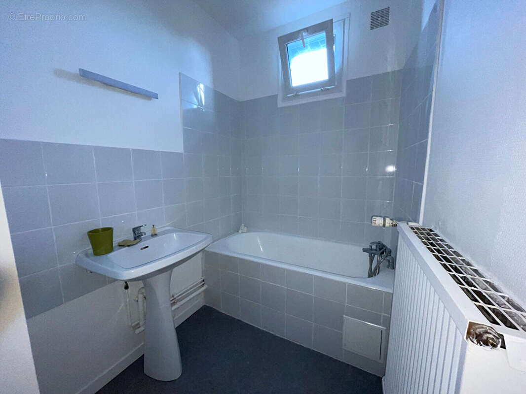 Appartement à PERSAN