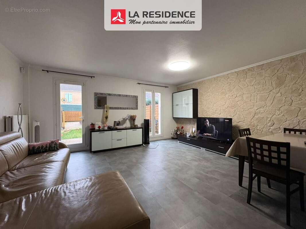 Maison à MONTIGNY-LES-CORMEILLES