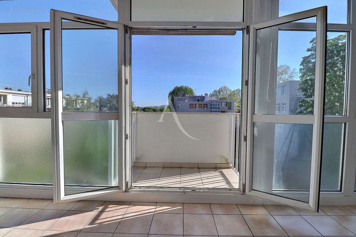 Appartement à MAISONS-LAFFITTE