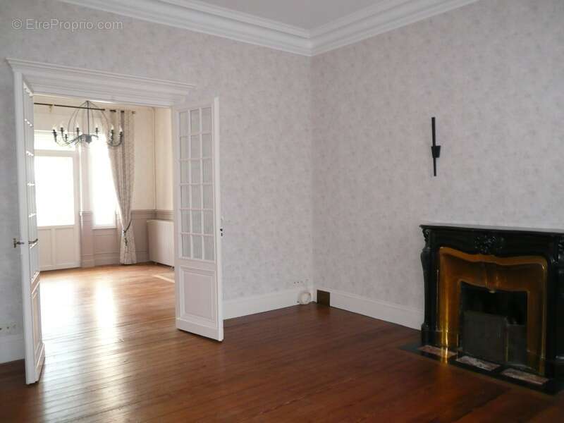  A Vendre Maison BOURGEOISE COGNAC Proche Centre Ville  - photo 28
