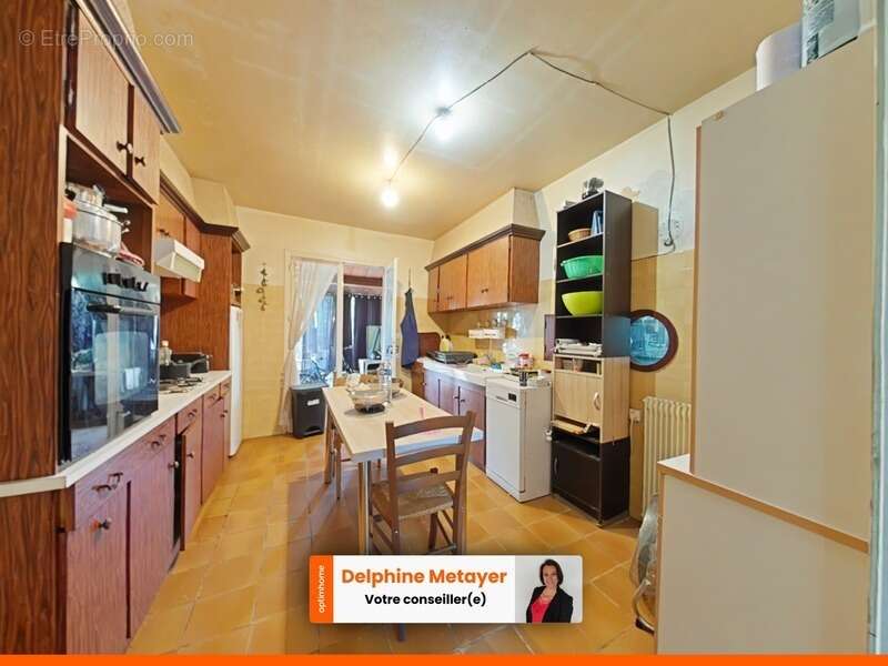 Vente à terme Draguignan : Grande villa T6 avec jardin, Idéal investissement locatif - photo 3