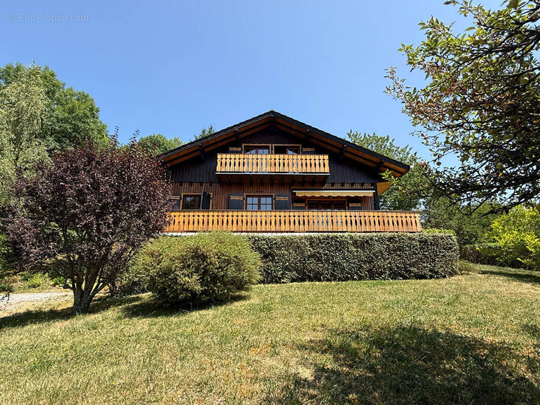 Maison à CRANVES-SALES