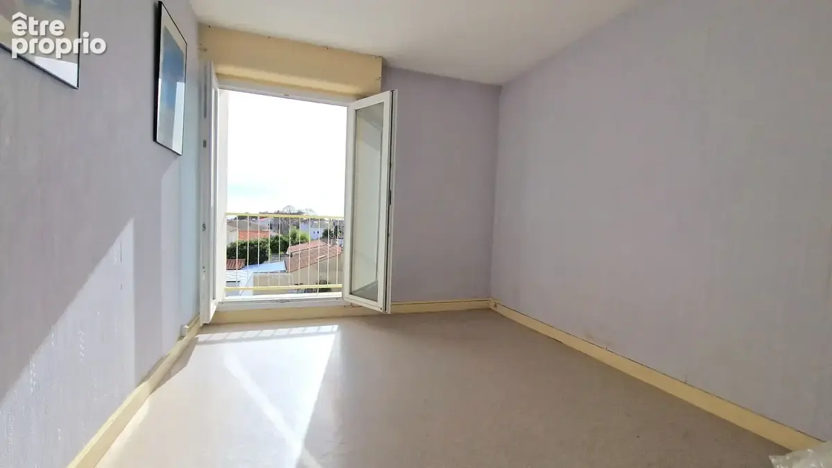 La Rochelle La Corniche - Appartement 80 m² avec vue mer, balcons, parking et ascenseur - photo 4