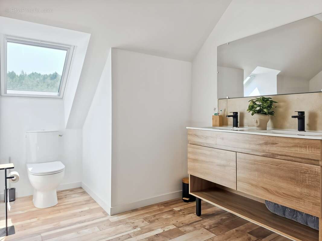 Pavillon récent de 145 m² avec 4 chambres, DPE C ! - photo 14