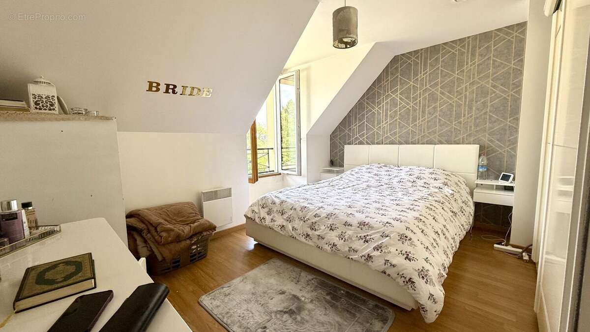 Maison à MANTES-LA-VILLE