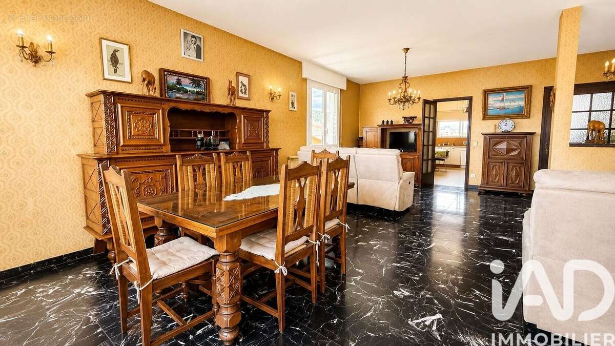 Maison 184 m² à Le Boulou  - photo 4