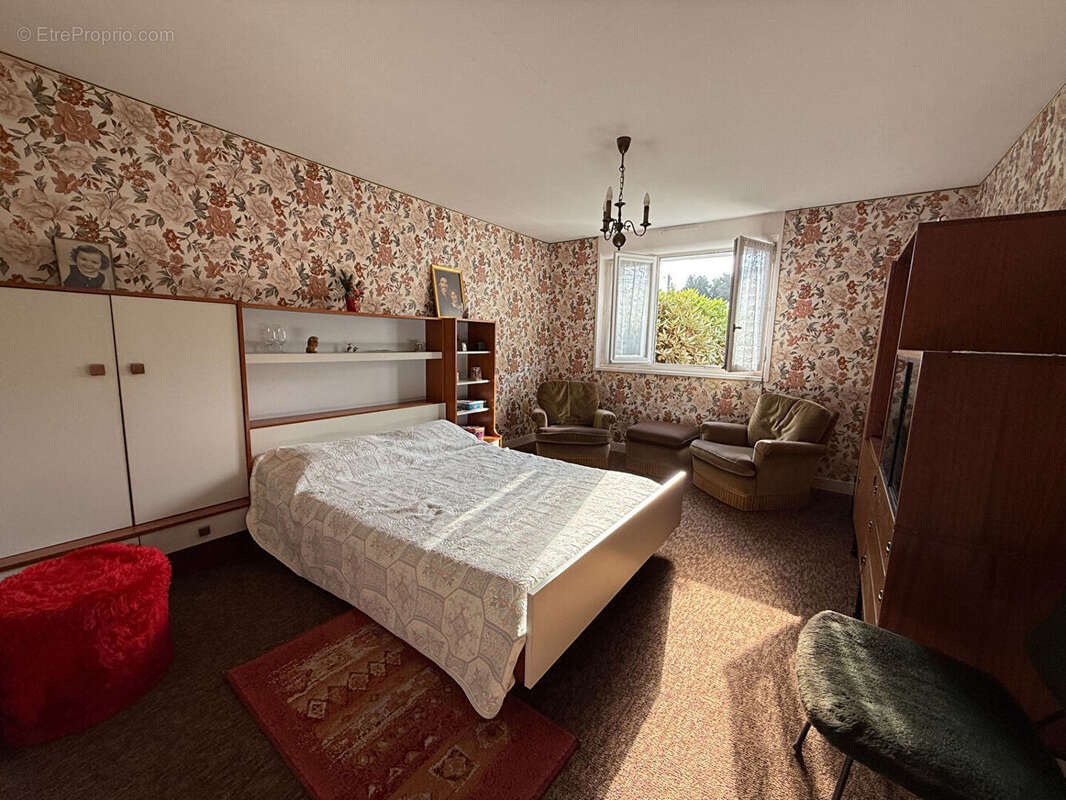 Maison à LE RELECQ-KERHUON