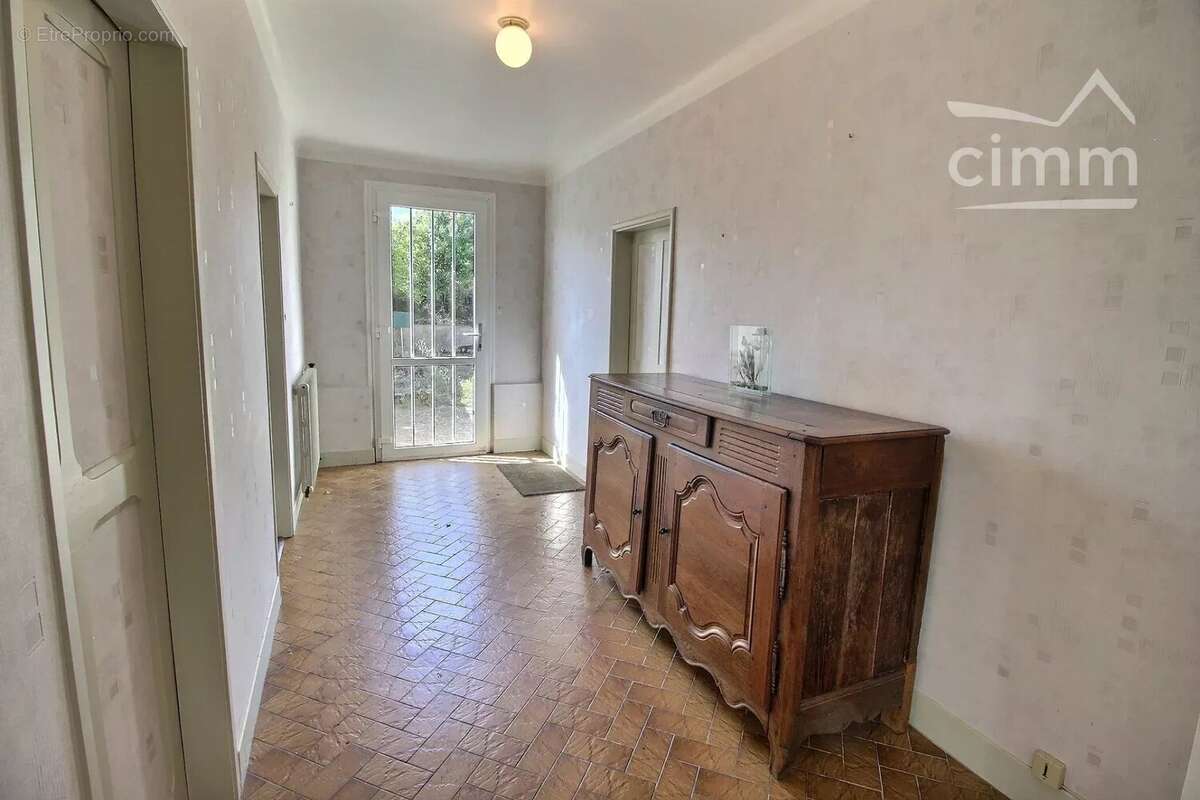 Maison à REMBERCOURT-SOMMAISNE