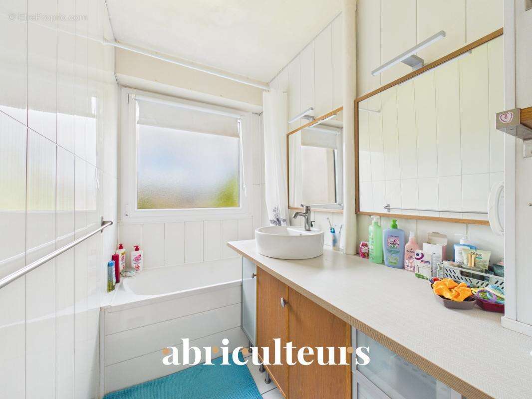Grand T5 familial de 137 m²  en vente à Saint-Herblain/Quartier Tillay (44800) - photo 8