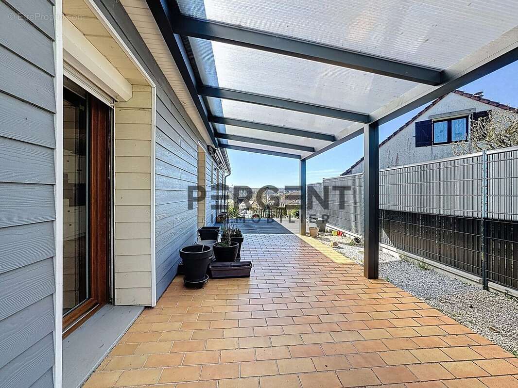 Maison à LA FRANCHEVILLE