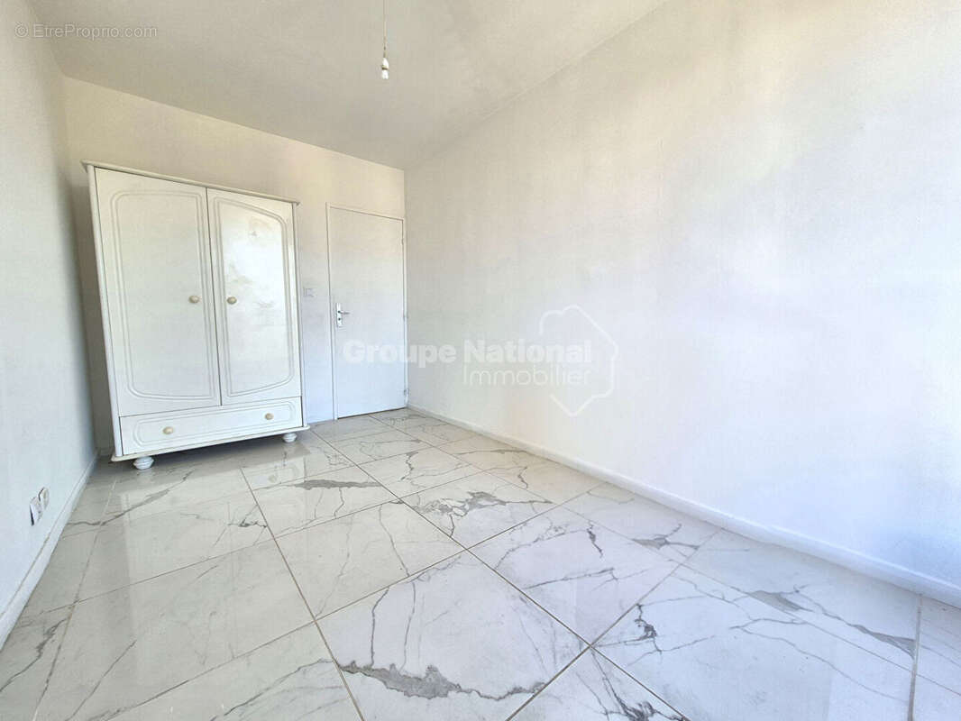 Appartement 4 pièces de 81 m² avec parking et cave - photo 7