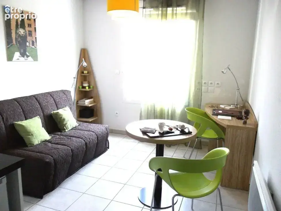 INVESTISSEMENT LOCATIF  Villeurbanne  Résidence étudiante Univers Studio - 5,72 % de rentabilité - photo 2