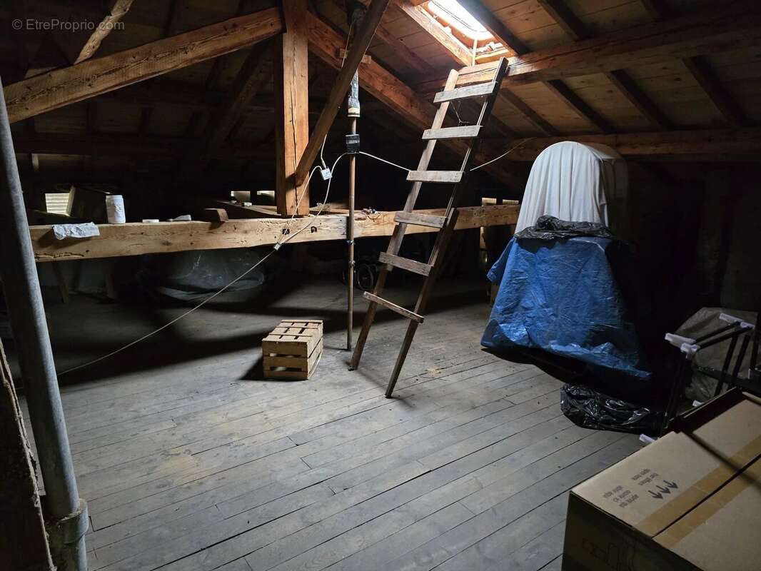 Maison à BRASSAC-LES-MINES