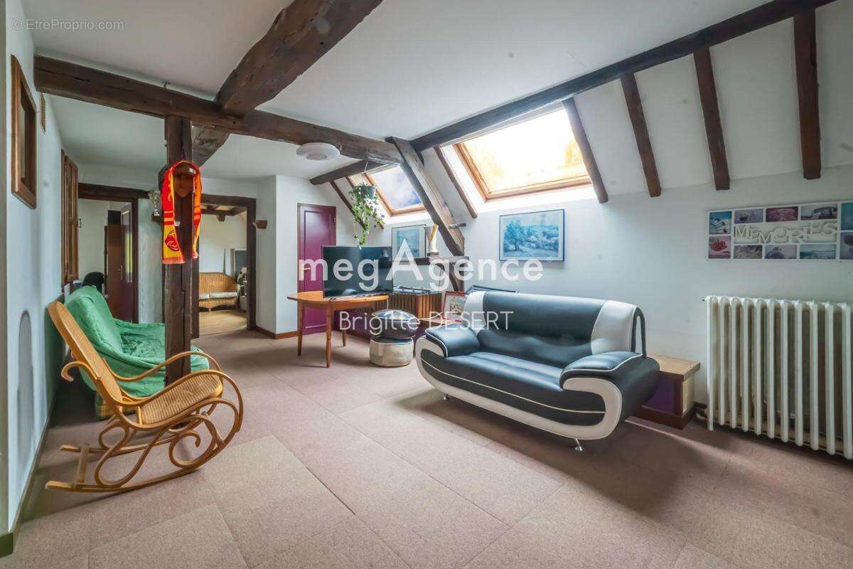 Maison à TORCE-EN-VALLEE