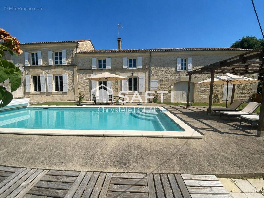 Photo 1 - Maison à MATHA