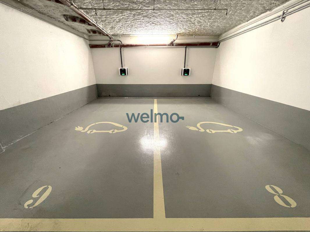 Appartement à PARIS-14E