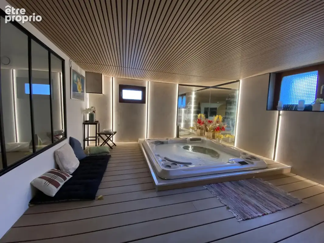 FONT-ROMEU - Vente magnifique chalet en rondins aux belles prestations - photo 12