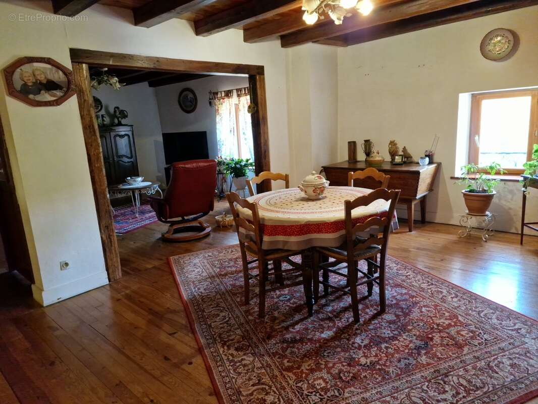 Dpt vosges (88), à vendre proche gerardmer - domaine - ferme rénovée t6 + 3 gites - spe investisseurs - photo 13