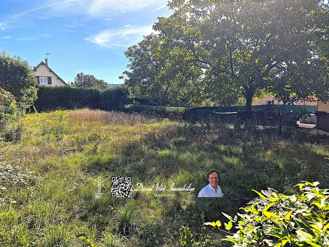 Terrain à CHALONS-EN-CHAMPAGNE