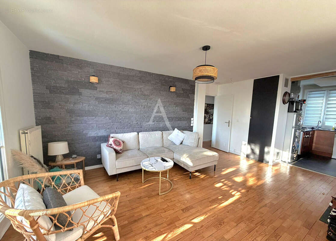 Appartement à NEUILLY-PLAISANCE