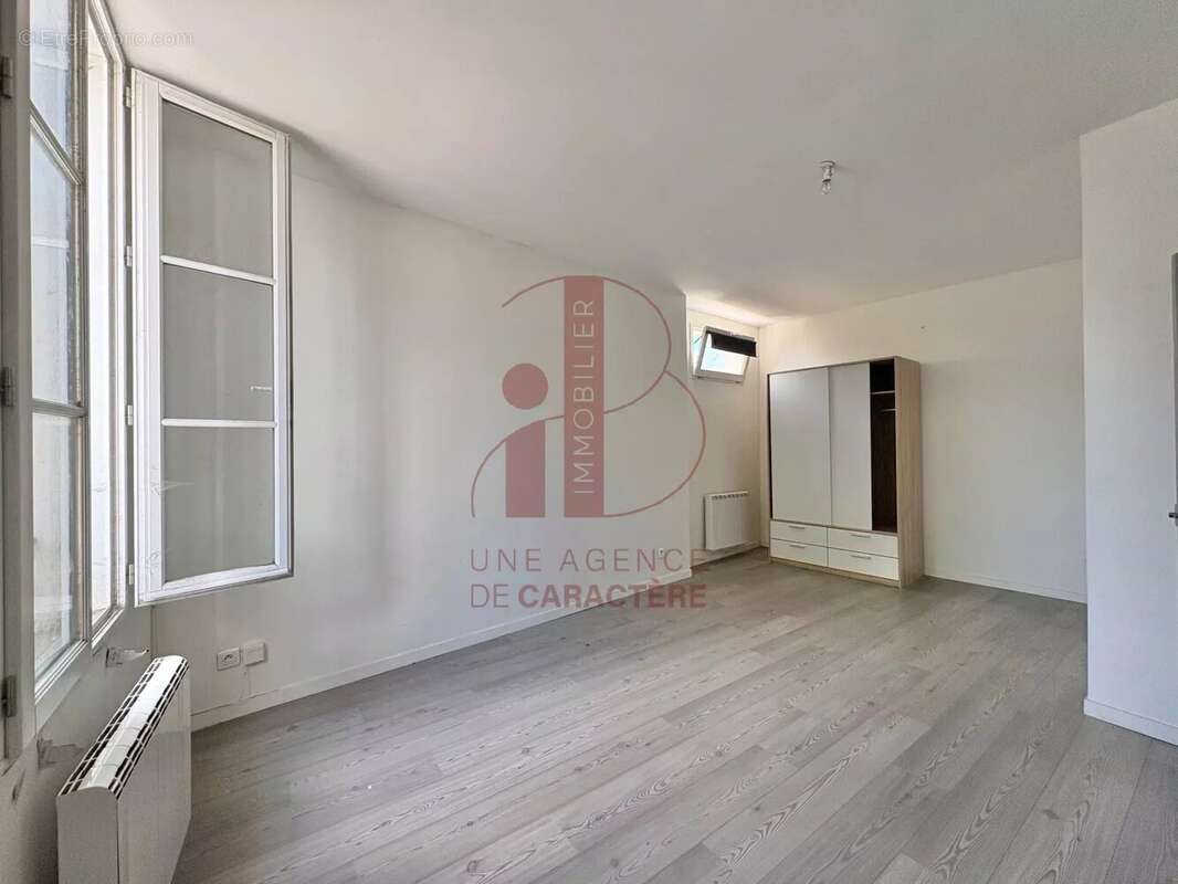 Maison à SAINT-MARTIN-EN-BIERE