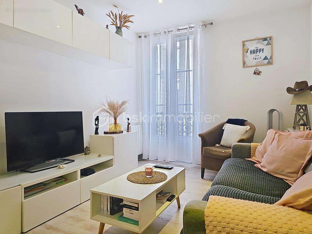 Appartement à LEVALLOIS-PERRET