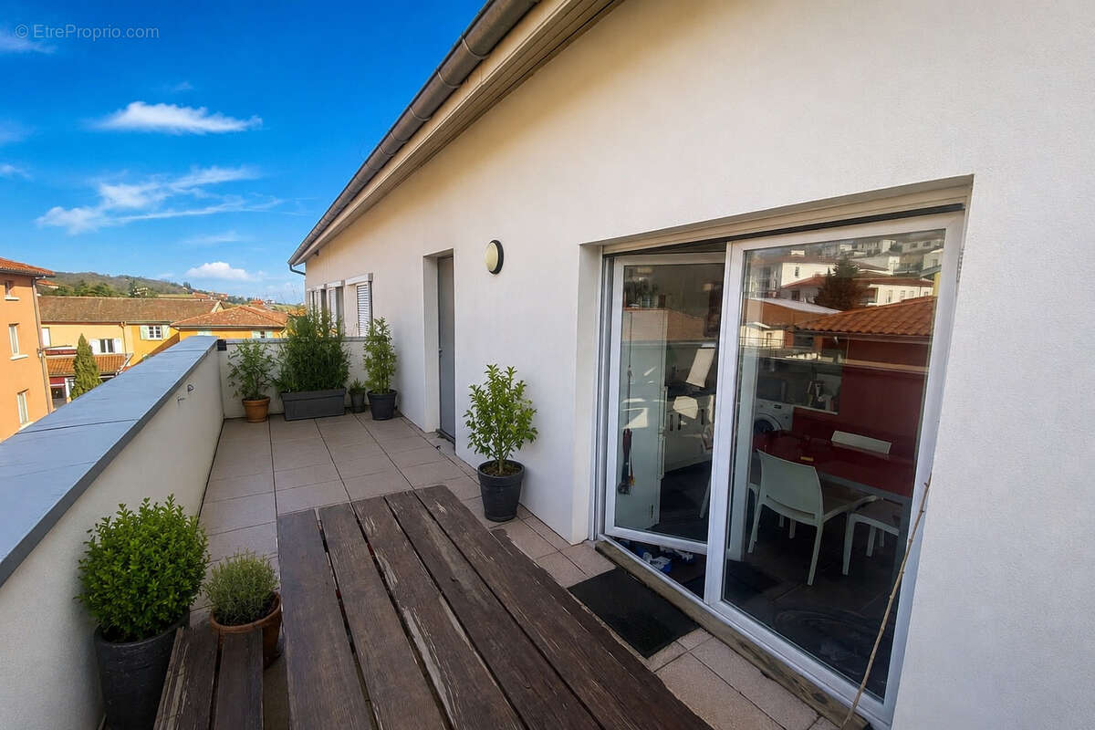 Appartement à POLLIONNAY