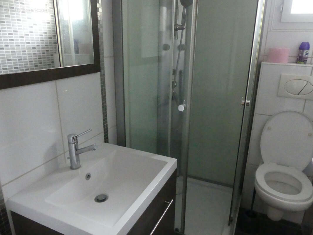 Maison à LA CHAPELLE-SAINT-LUC