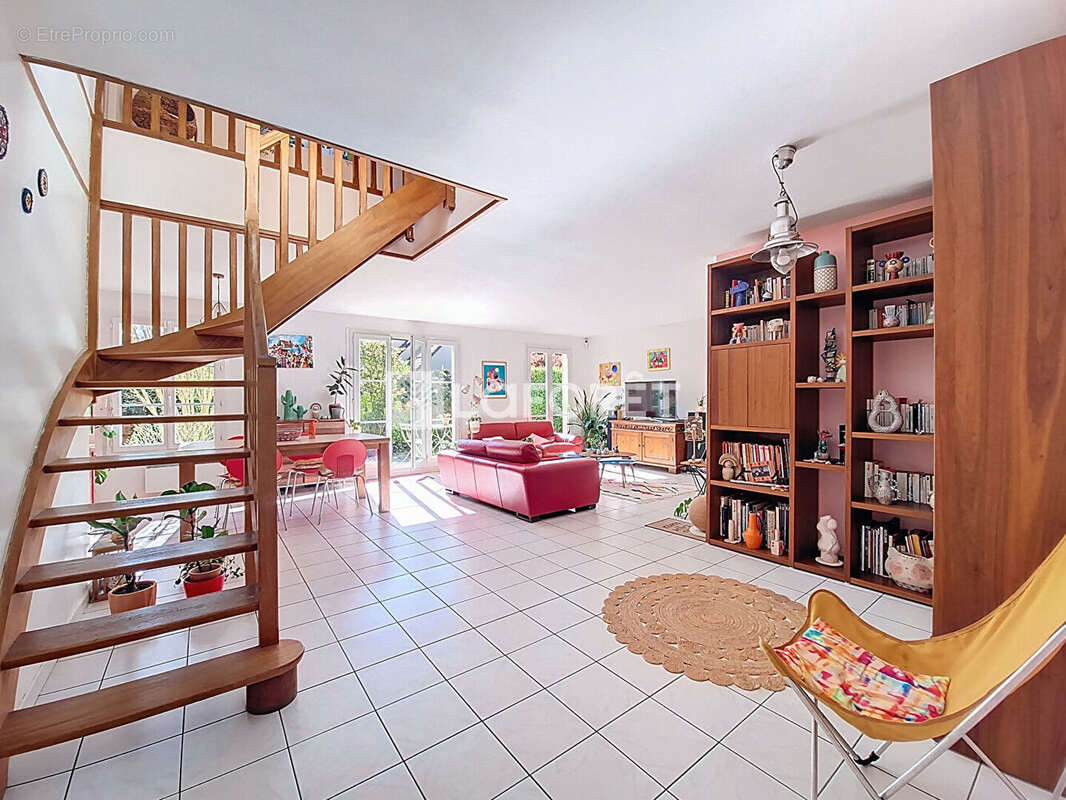 Maison à MARCOUSSIS