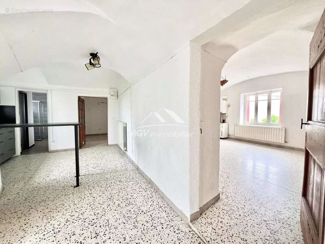 Appartement à LES MAGES