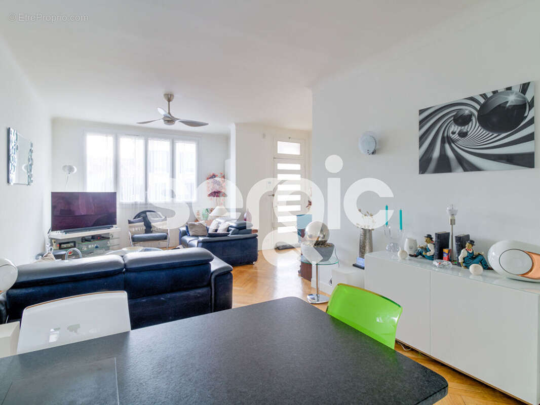 Maison à BOIS-COLOMBES