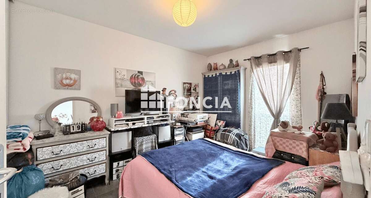 Appartement à COGOLIN