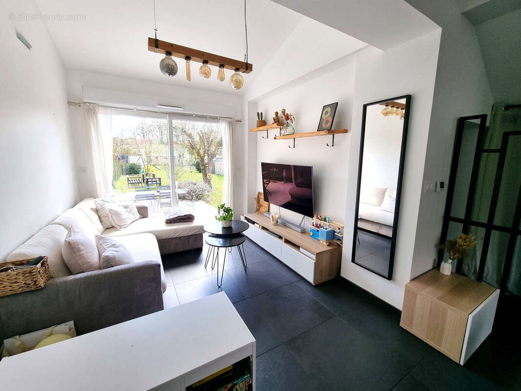 Maison à LIVRY-SUR-SEINE