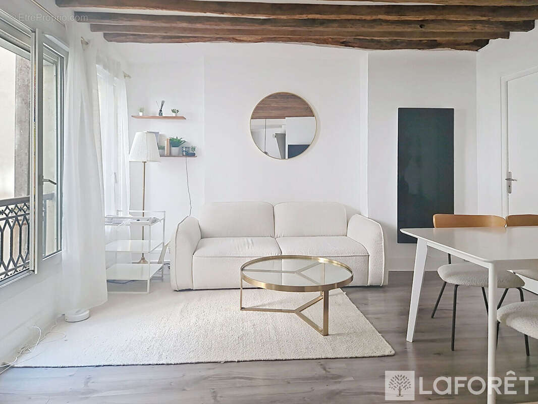 Appartement à PARIS-2E