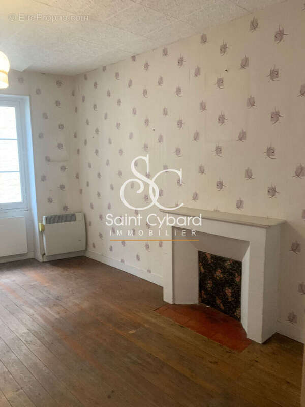 Maison à LA ROCHEFOUCAULD