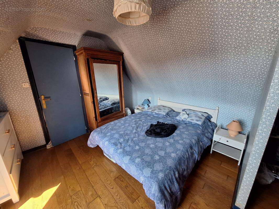 Maison à LOCQUIREC