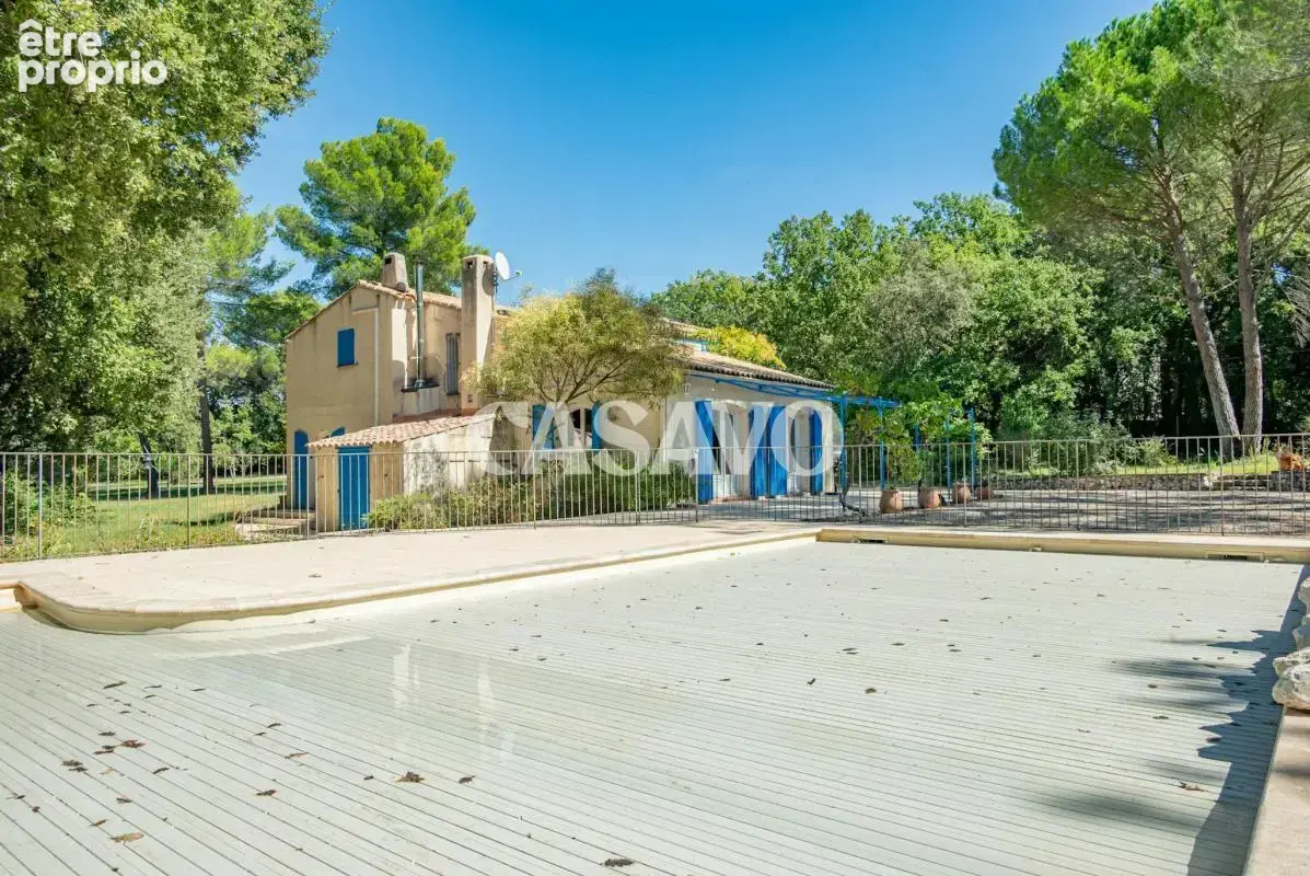 Vente Maison 5 pièces de 203m² - 13760 Saint-Cannat - photo 17