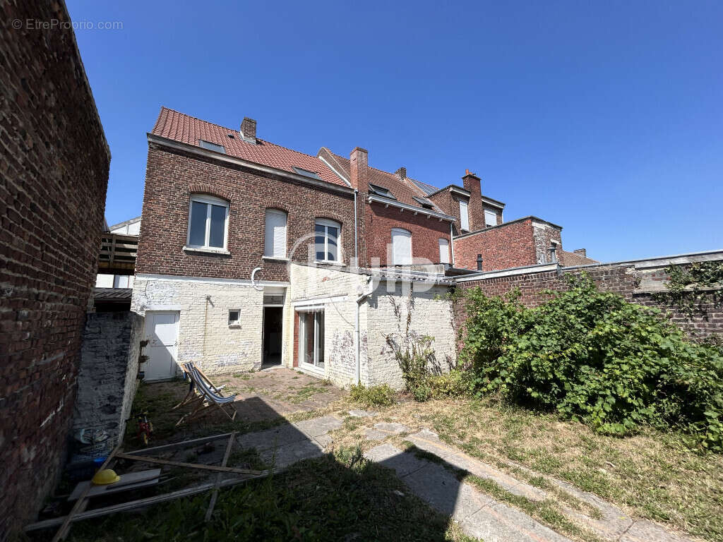 maison à vendre à la bassée - photo 11