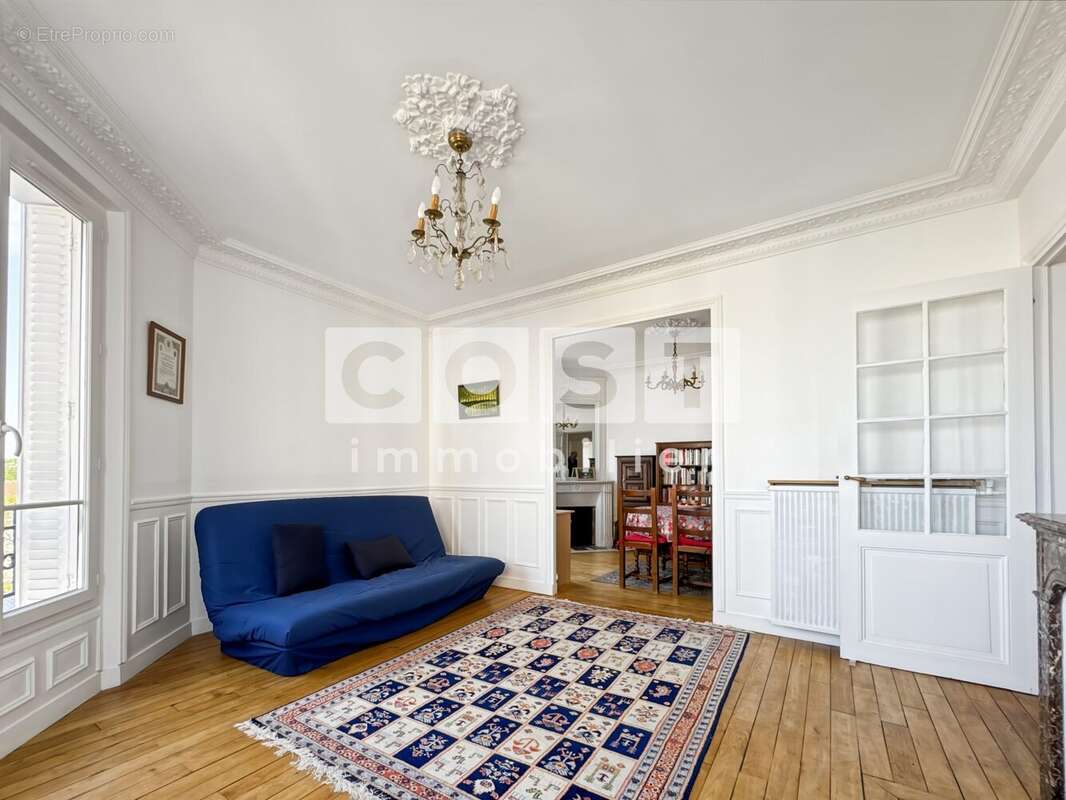 Appartement à COLOMBES