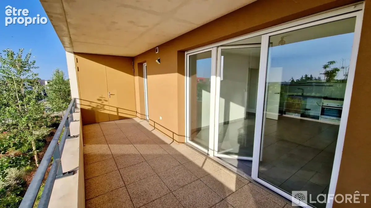 Appartement t2 avec grande terrasse - photo 1
