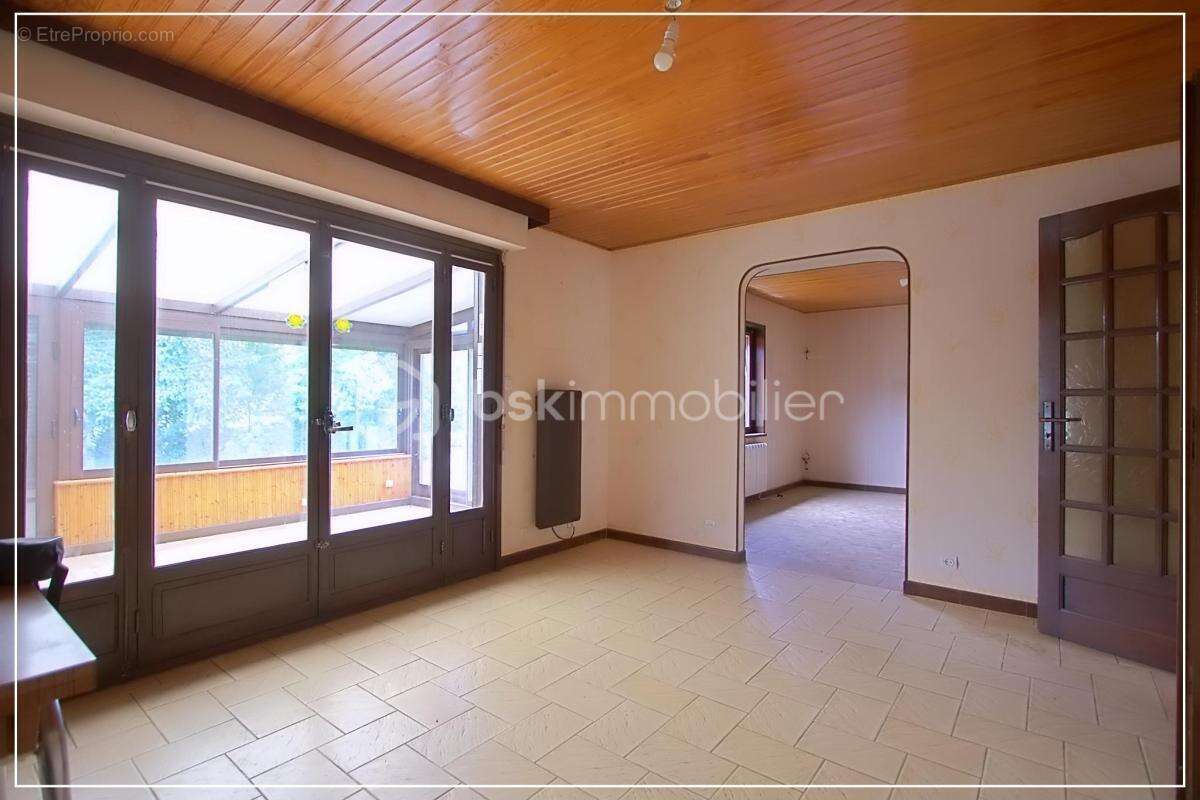 Maison à SAINT-PIERRE-DE-CHANDIEU