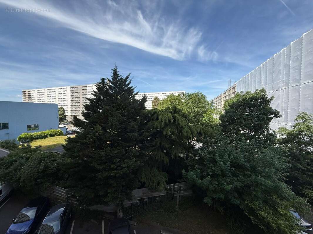 Appartement à BAGNEUX