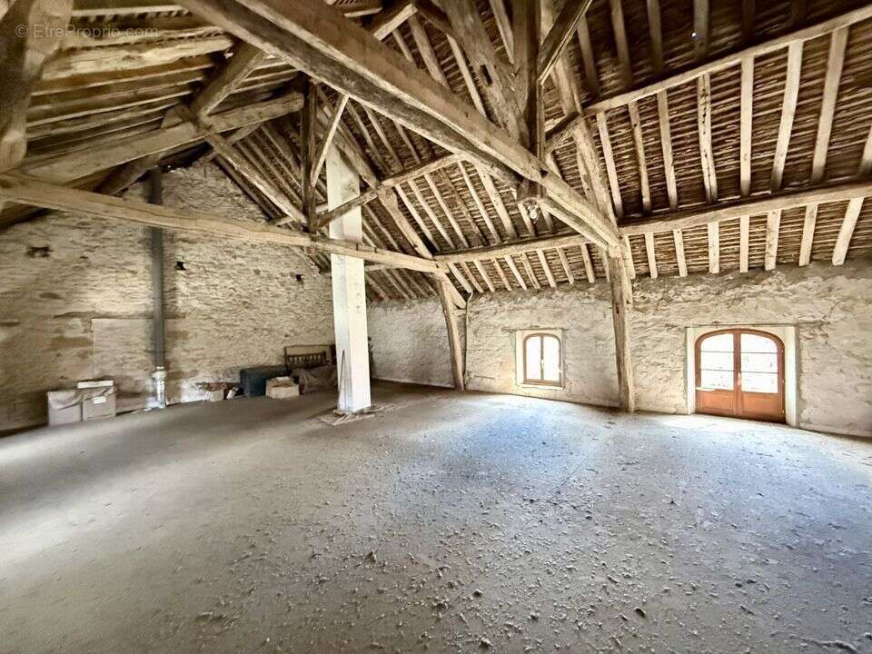 Maison à DONNEMARIE-DONTILLY