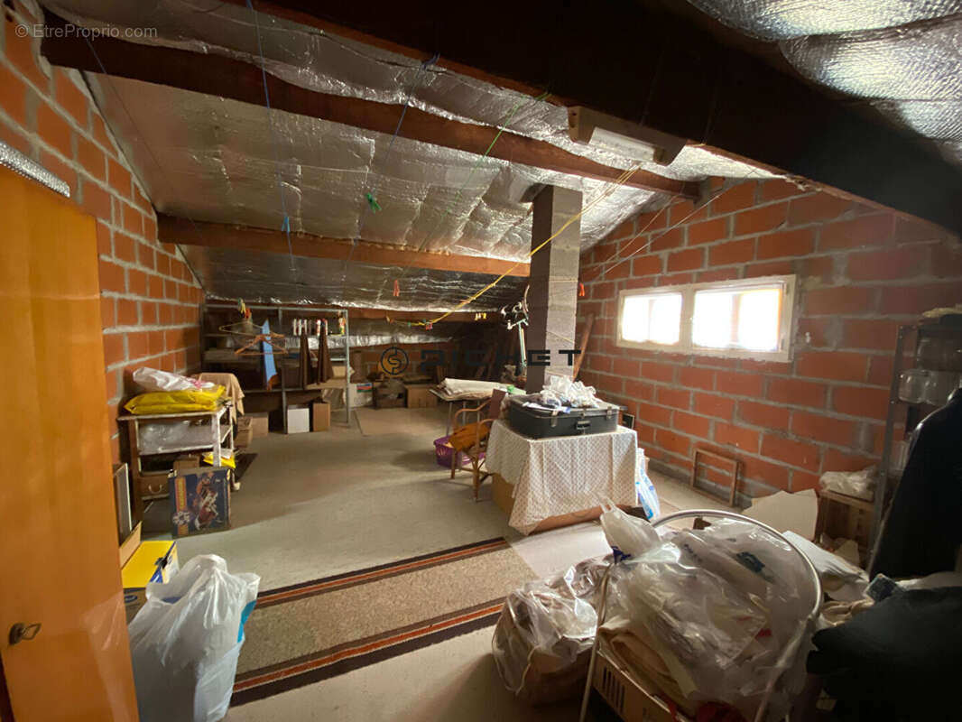 Maison à COUTRAS