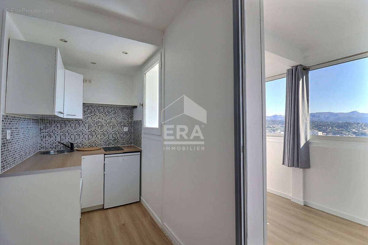 Appartement à MARSEILLE-11E