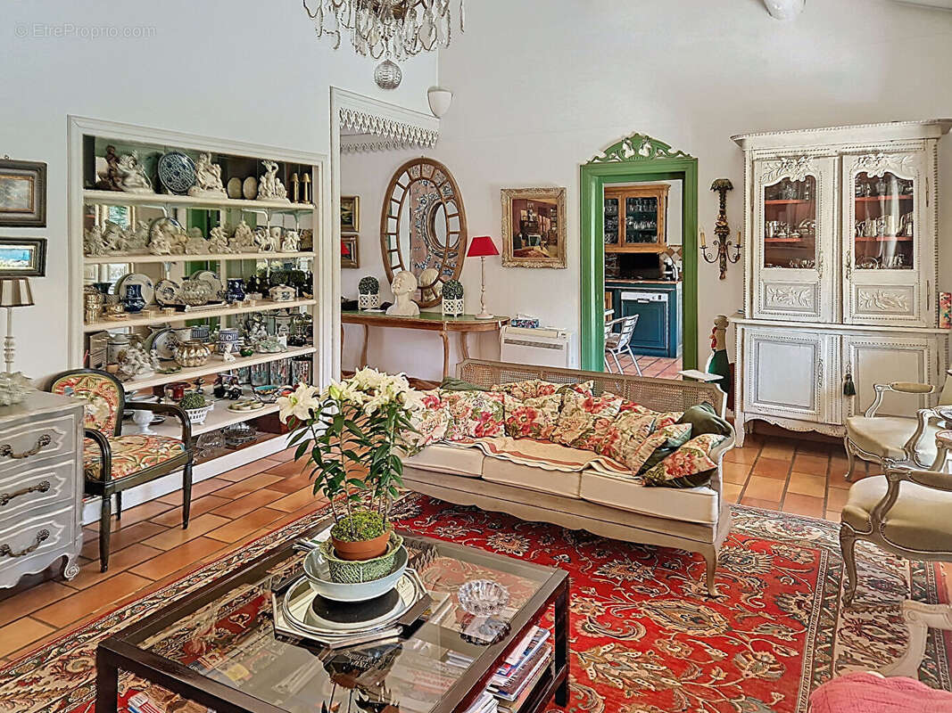 Maison à LES ANGLES