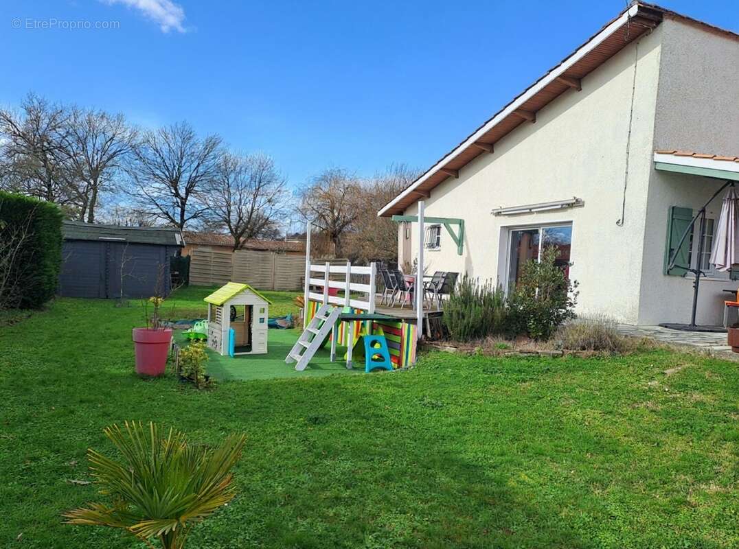 Maison à vendre 7 pièces SAINT MEDARD EN JALLES (33) - photo 14