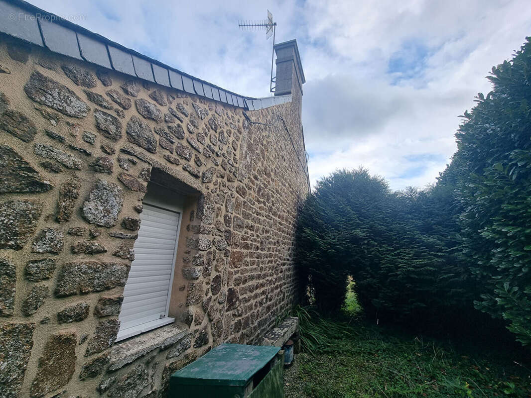 Maison à LES LOGES-MARCHIS