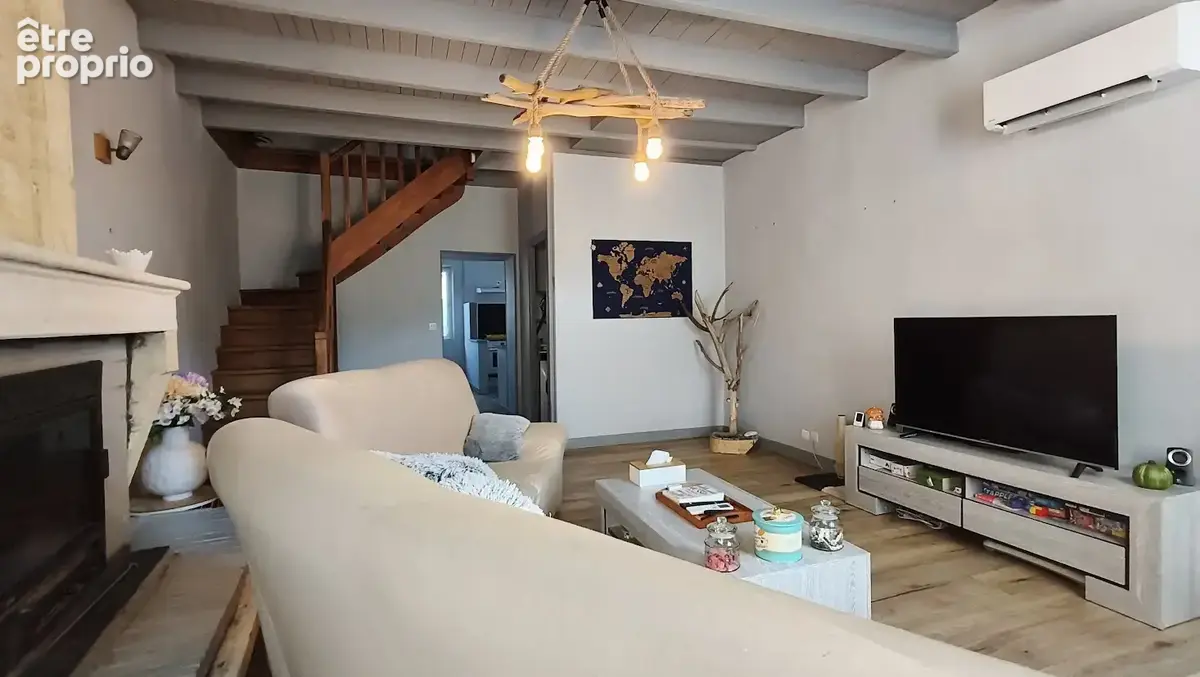 Saint-Giron-d'Aiguevive   Propriété en pierre 215 m2   5 chambres   Piscine   Maison louée - photo 21